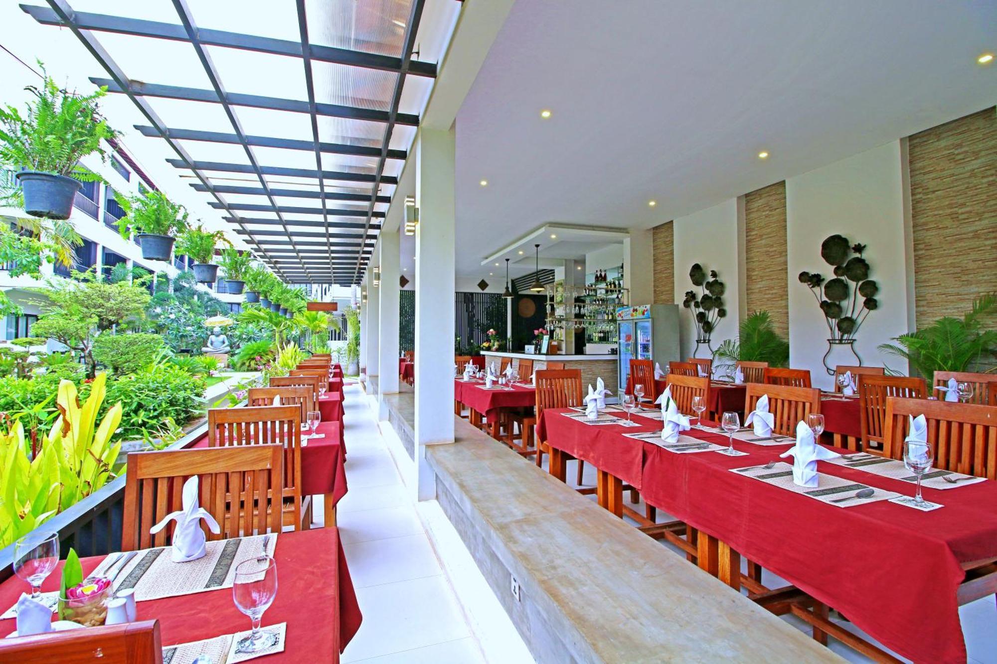 New Riverside Hotel Siem Reap Exterior photo