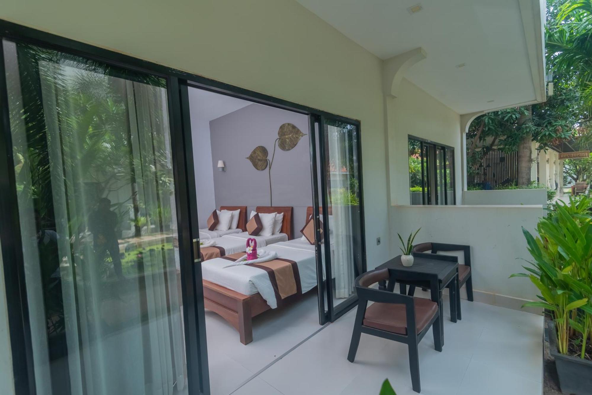 New Riverside Hotel Siem Reap Exterior photo